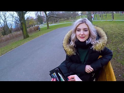 ❤️ برای پول، تقدیر از یک غریبه را قورت می دهد - کار بامزه در پارک اثر Eva Elfie ️❌ پورنو fb در ما ️❤